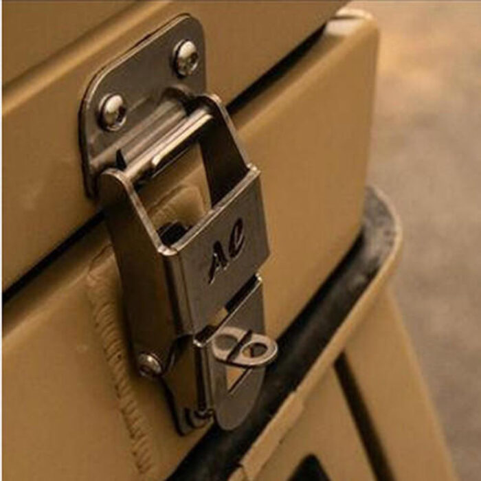 Land Cruiser LC78 (78-Series Black) - Alu-Cab Hercules Roof Conversion