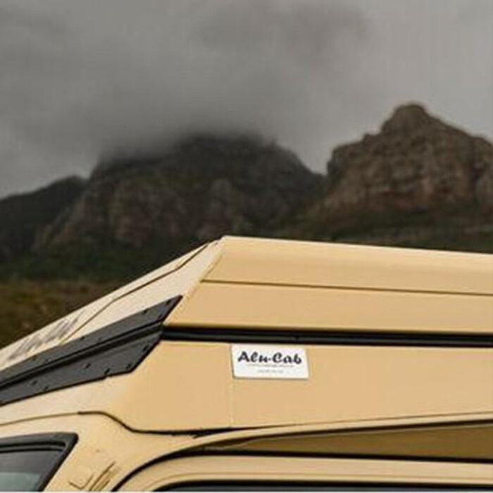 Land Cruiser LC78 (78-Series Black) - Alu-Cab Hercules Roof Conversion