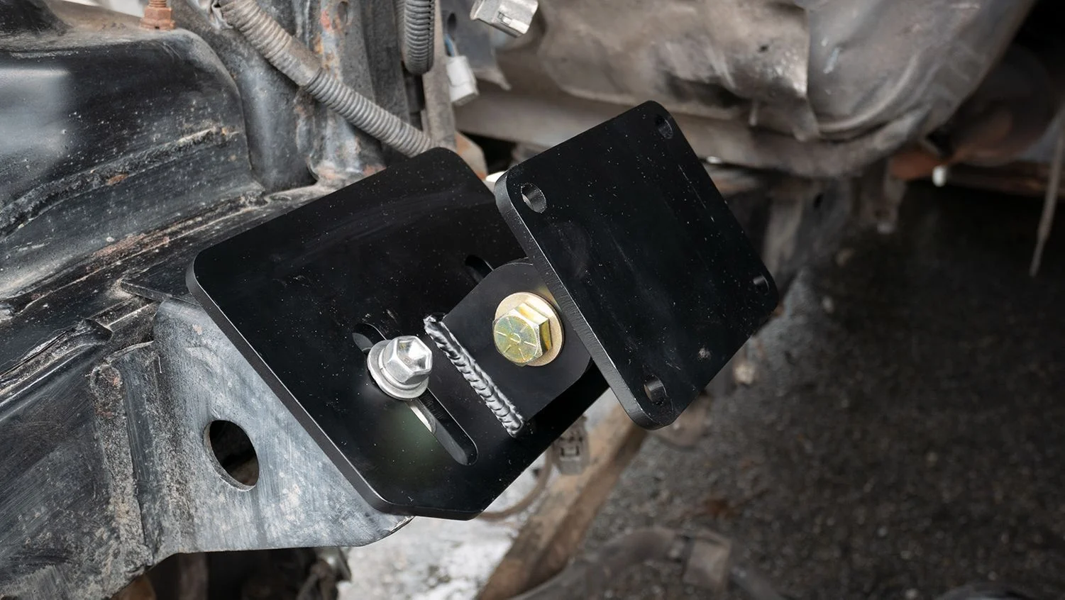 FZJ80 LS V8 Conversion Mounts