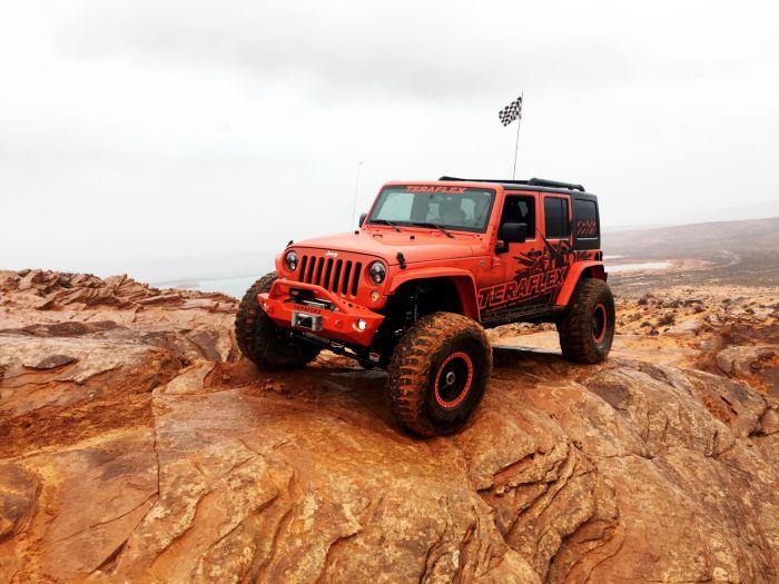3” Trail Select Performance Kit W/ Falcon 3.3 Shocks for JK Wrangler (2007-2018) 3” Trail Select Performance Kit W/ Falcon 3.3 Shocks for JK Wrangler (2007-2018)