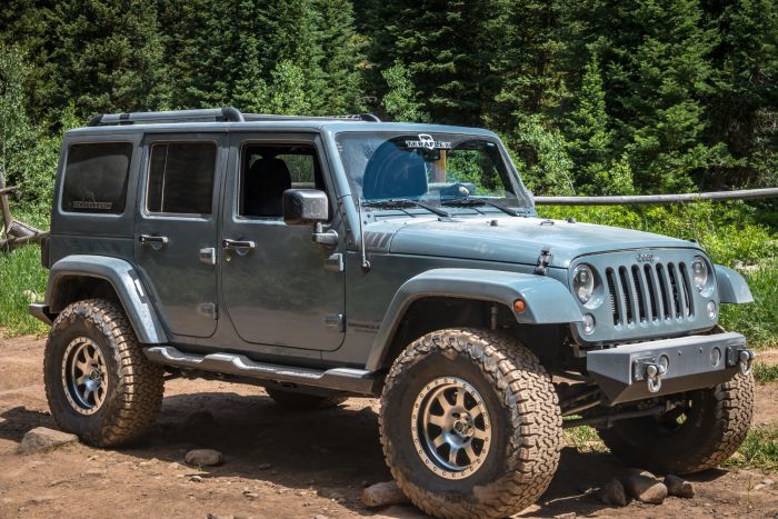 2.5” Trail Select Sport Kit W/ Falcon 1.1 Shocks for Jeep JK Wrangler (2007-2018)