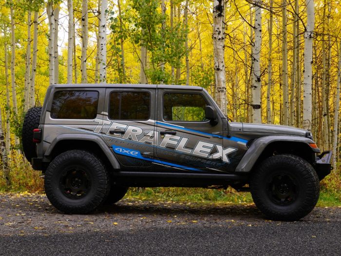 2.5” Trail Select Adventure Kit W/ Falcon 2.1 Shocks for Jeep JL Wrangler (2018-2026)