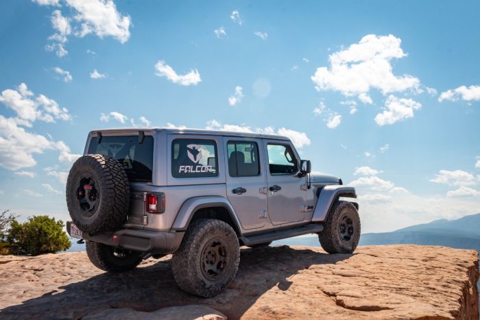 2.5” Trail Select Sport Kit W/ Falcon 1.1 Shocks for Jeep JL Wrangler (2018-2026)