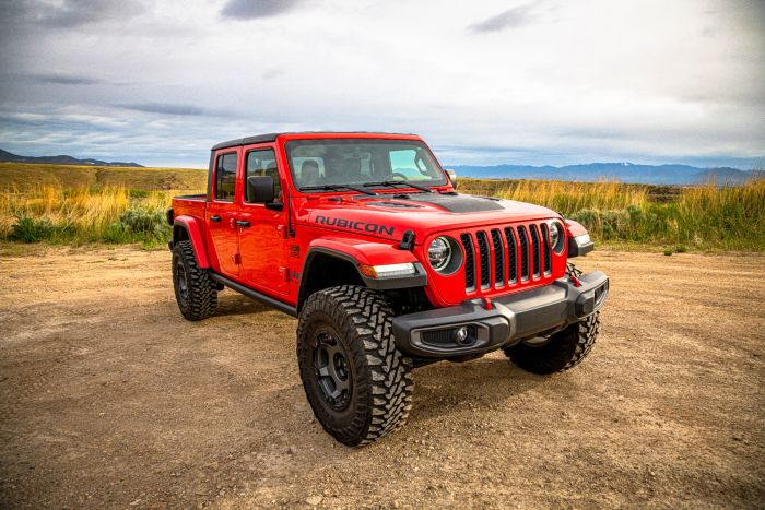 3.5” Trail Select Adventure Kit W/ Falcon 2.1 Shocks for Jeep JT Gladiator (2020-2026)