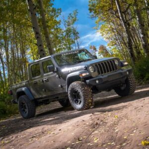 2.5” Trail Select Sport Kit W/ Falcon 1.1 Shocks for Jeep JT Gladiator (2020-2026) 2.5” Trail Select Sport Kit W/ Falcon 1.1 Shocks for Jeep JT Gladiator (2020-2026)